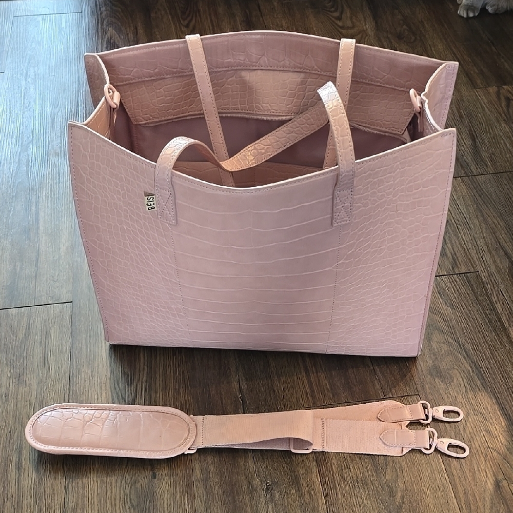 Sleek Pink Structured Tote with Detachable Strap